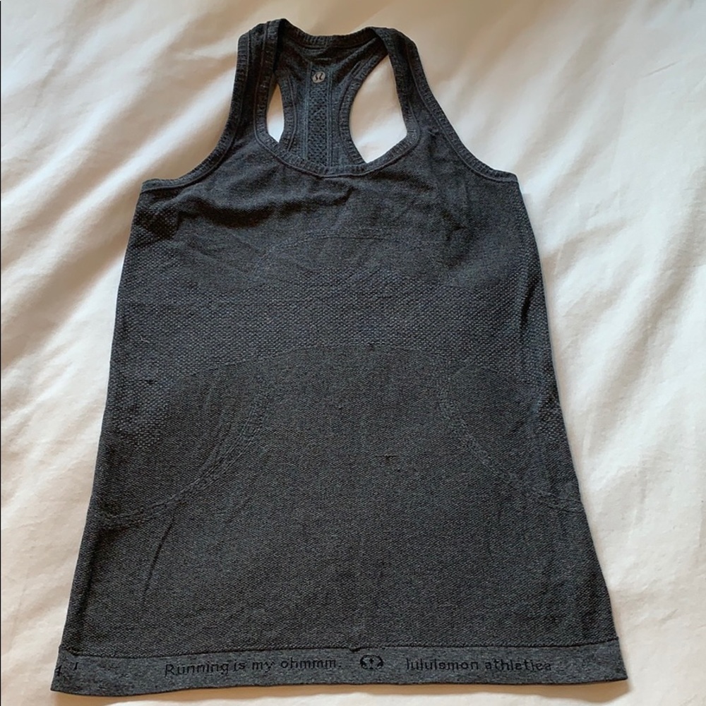 LULULEMON women’s grey tank